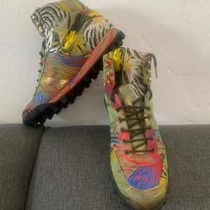 Gucci tiger jacquard high top sneakers